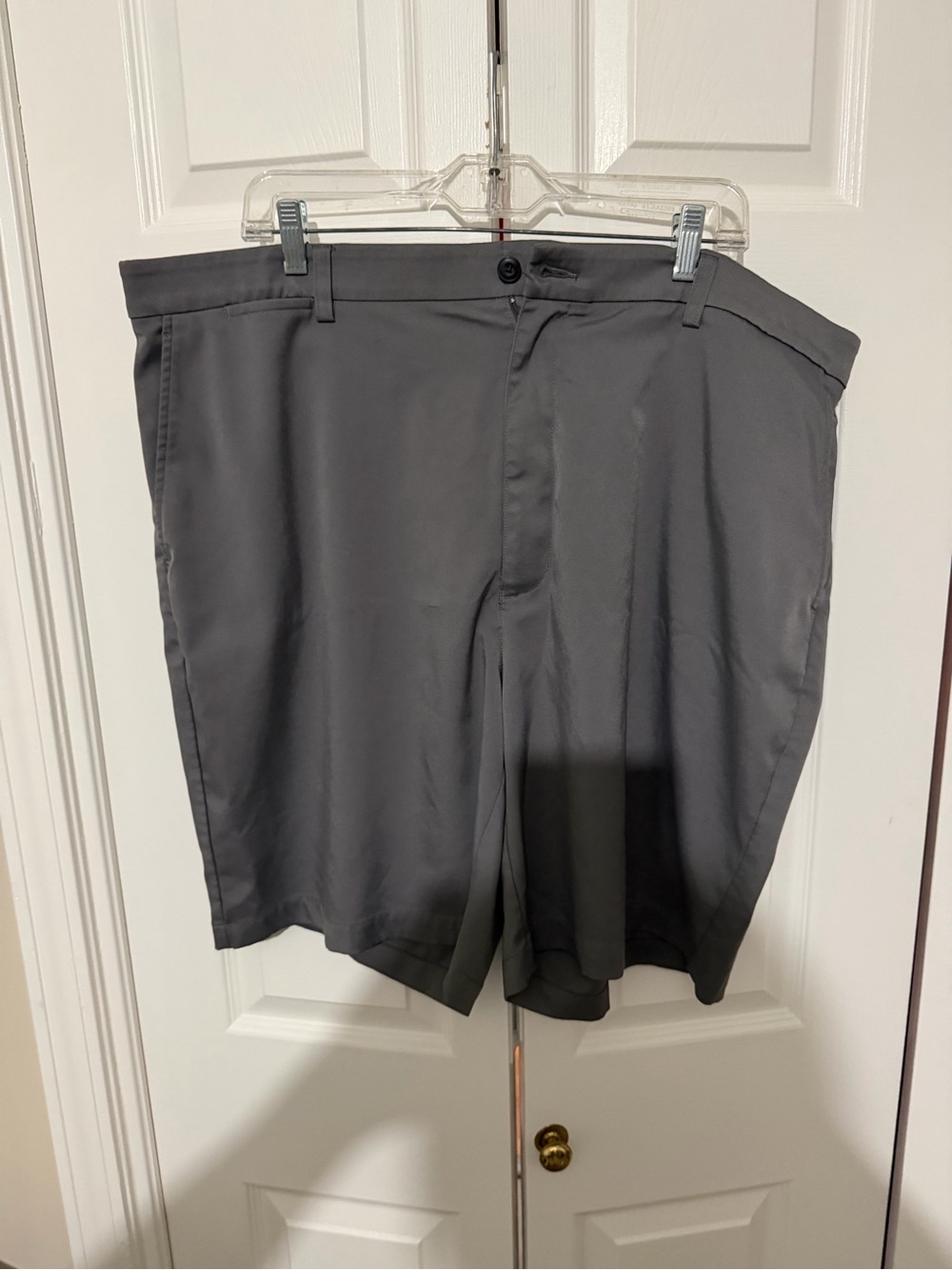 Men's Classic Gray Golf Shorts 44b